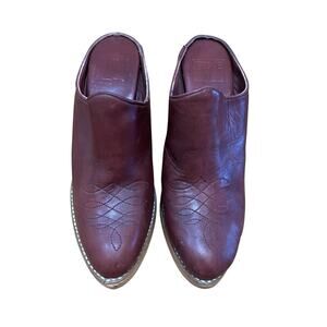 Vintage Frye Leather Mule Size 7B | Oxblood Burgundy Wood Block Heel Made in USA
